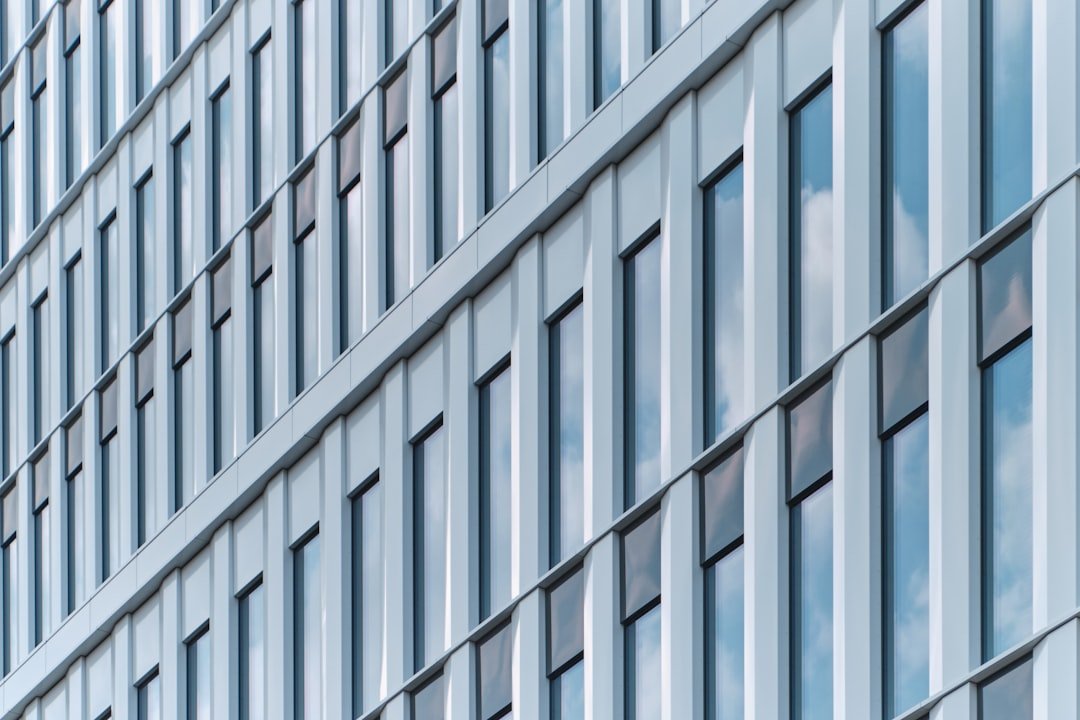 Aluminium doors and windows facade for commercial buildings